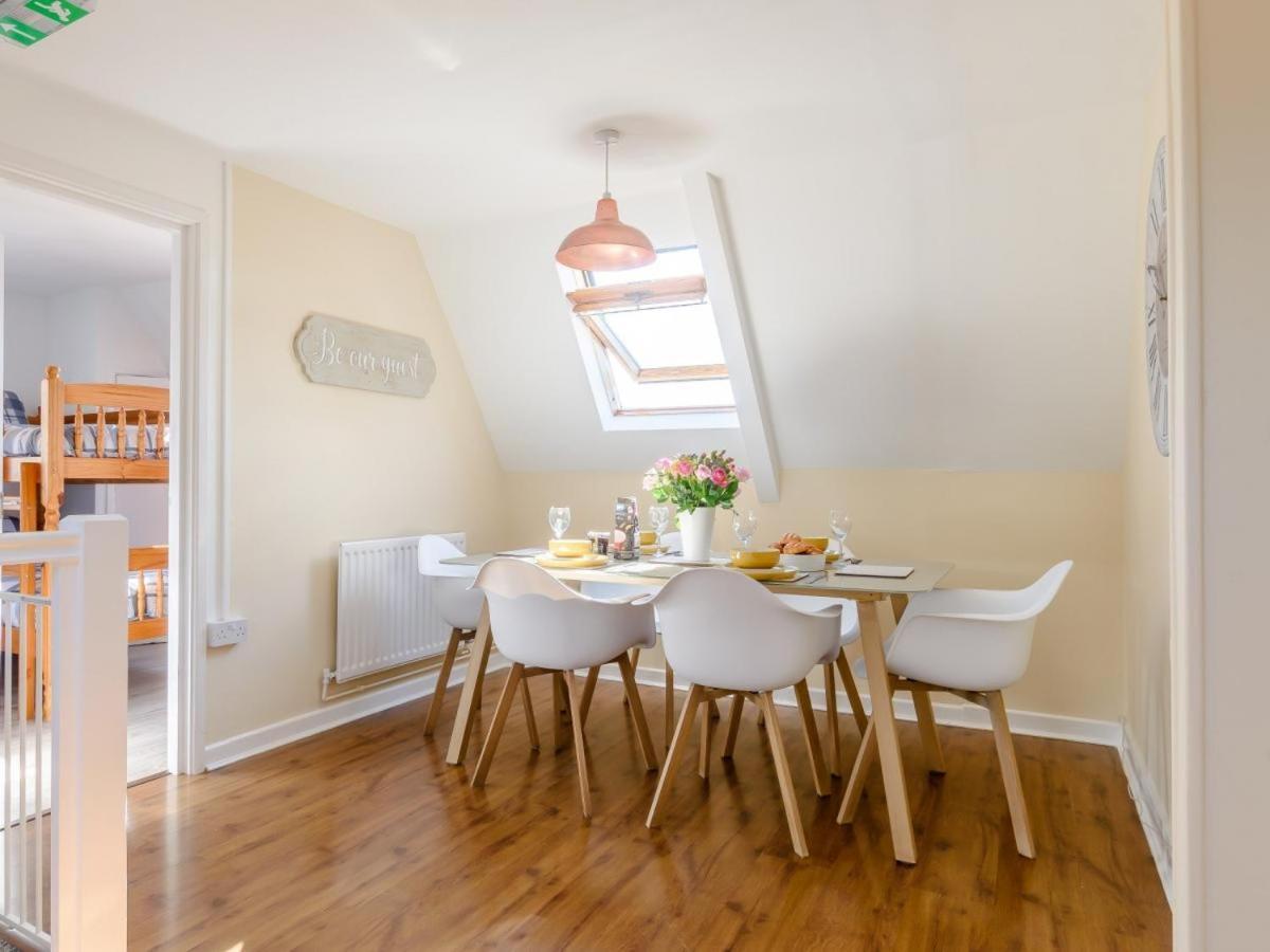Ystradgynlais Waters Edge Apartment מראה חיצוני תמונה