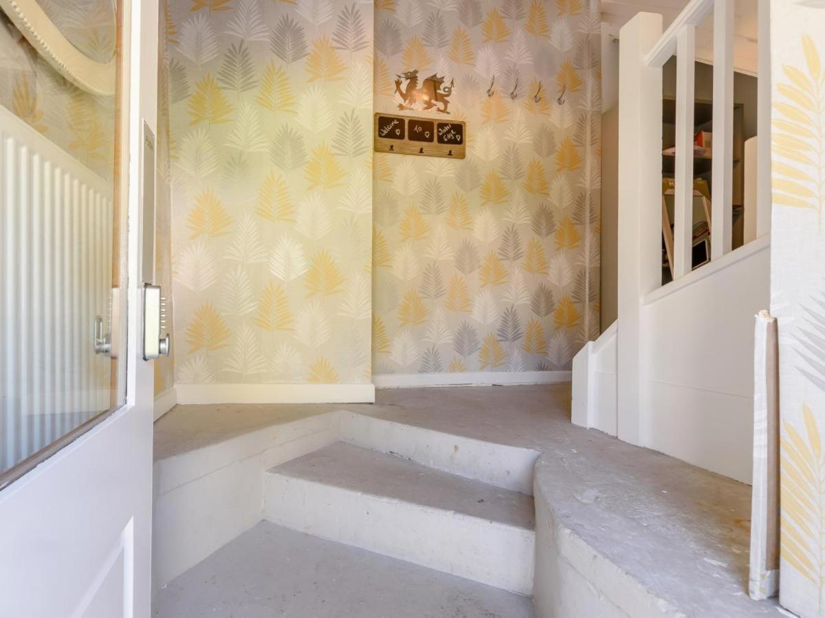 Ystradgynlais Waters Edge Apartment מראה חיצוני תמונה