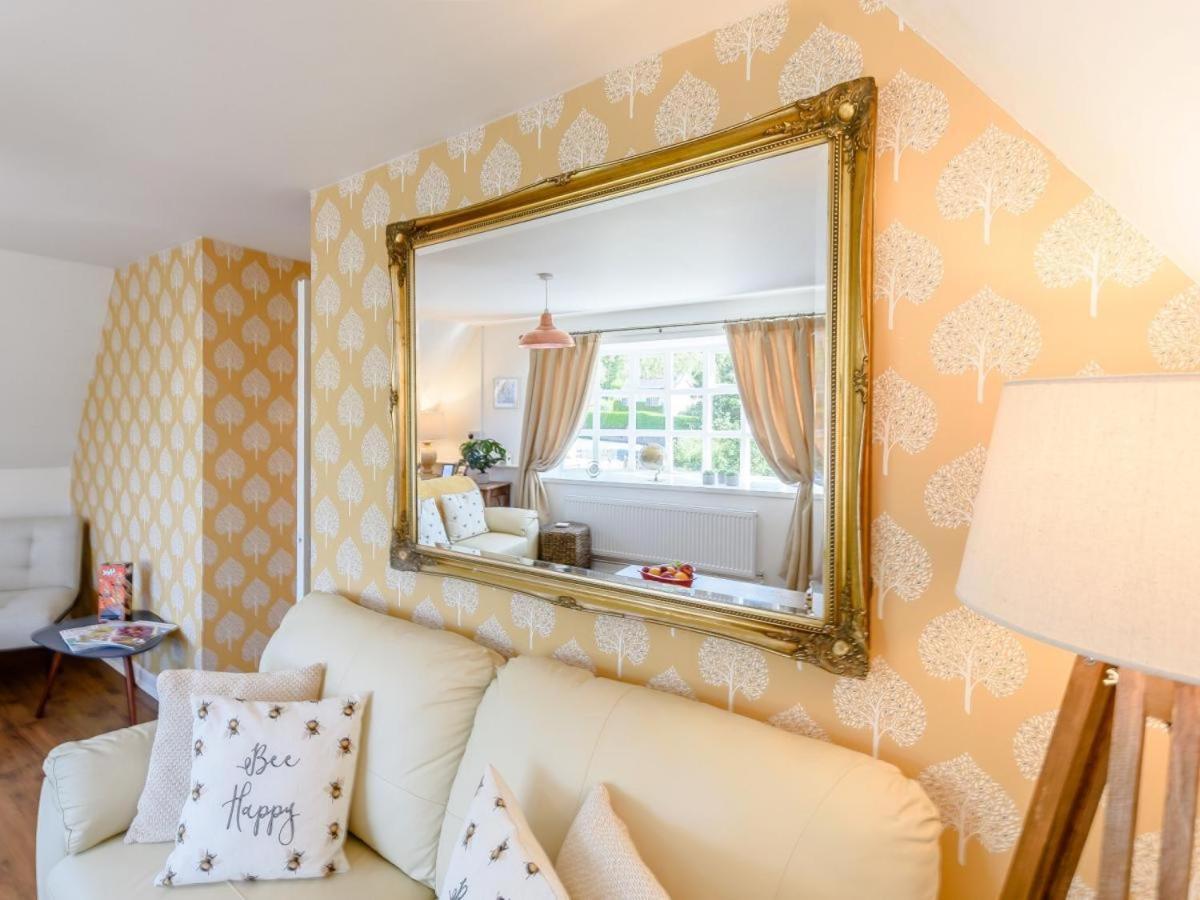 Ystradgynlais Waters Edge Apartment מראה חיצוני תמונה